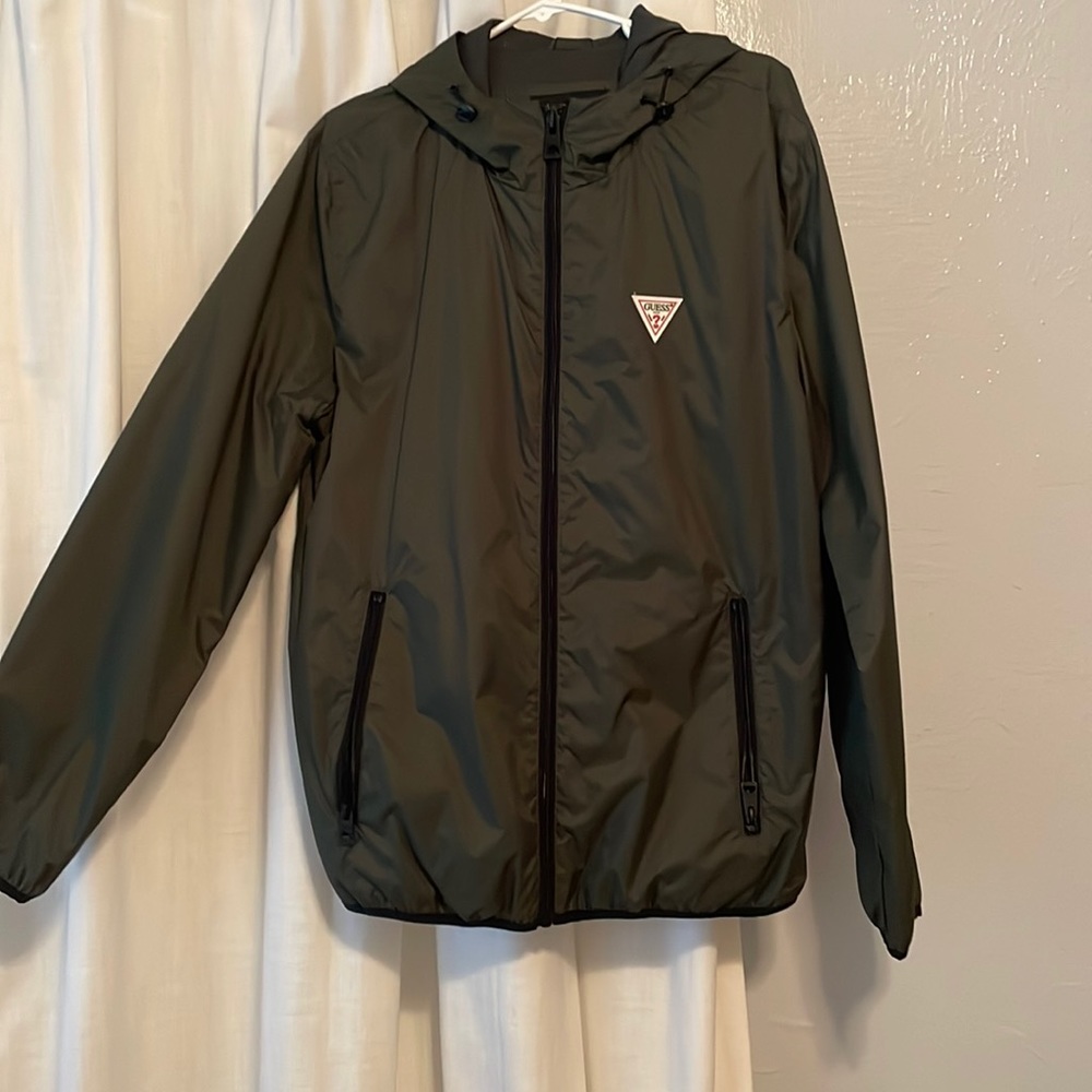 Guess olive windbreaker